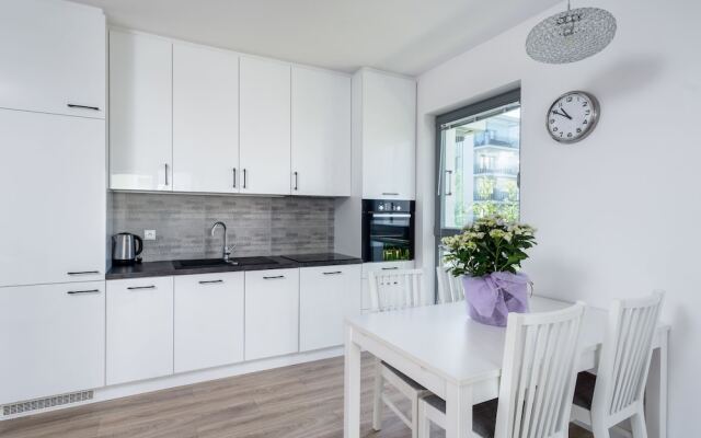 Elite Apartments By the Sea