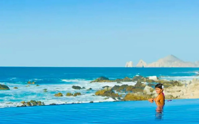 Huge Family Suite Cabo San Lucas