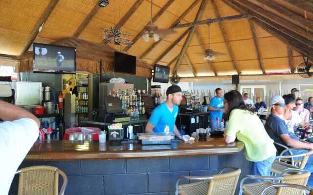 Put in Bay Victory Station Hotel