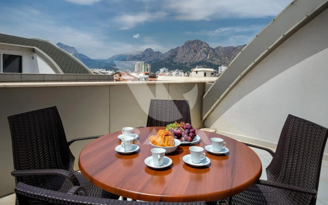 Rada Apart Hotel