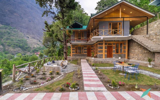 Zostel Homes Tirthan - Gushaini