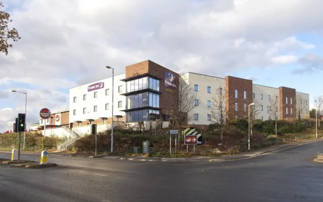Premier Inn Exeter - M5 J29