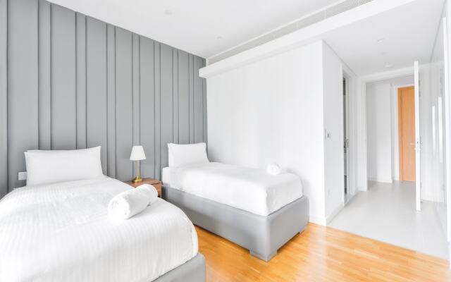 Elegant 2BR with maids room and Ain View