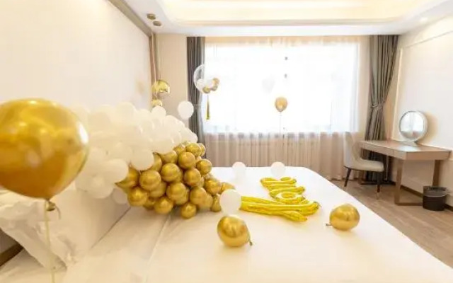 Harbin time coast hot springs business hotel