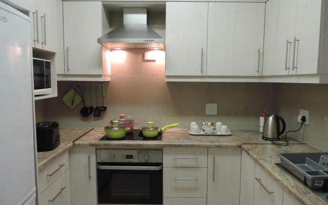 Vredenburg Boutique Lodge