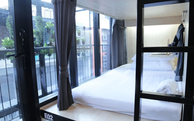 Lamurr Sukhumvit 41 - Hostel