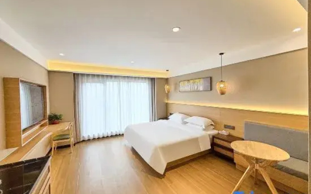 Wanyou Hotel (Haikou East Station Wuyue Plaza)