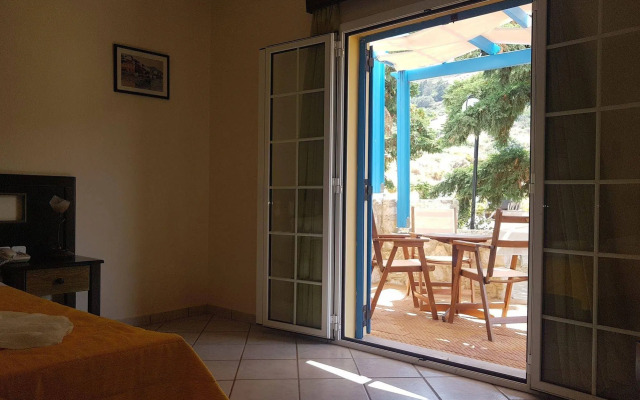 Pantonia Apartments
