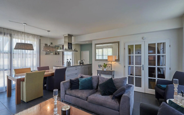 Very luxurious villa with private pool and covered terrace