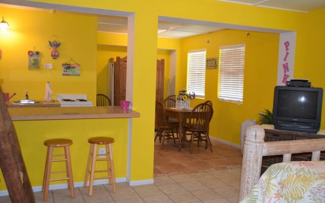 Pinkadot - Four Bedroom Home