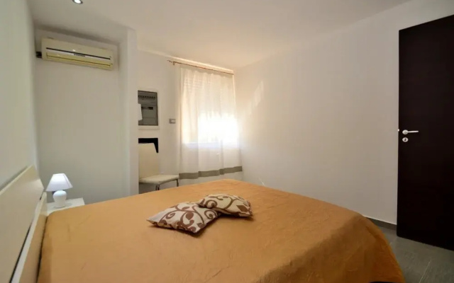 Al062 Villa Bianca 10 Posti con Piscina Privata e
