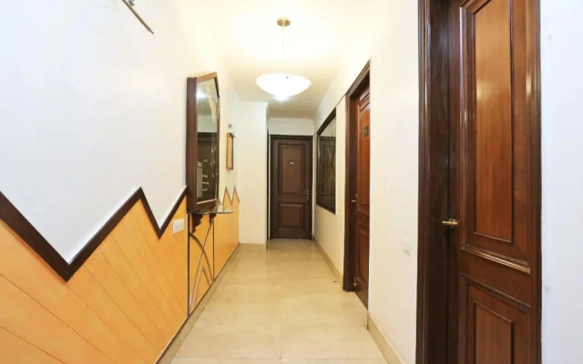 OYO 14789 Kempinski Wide