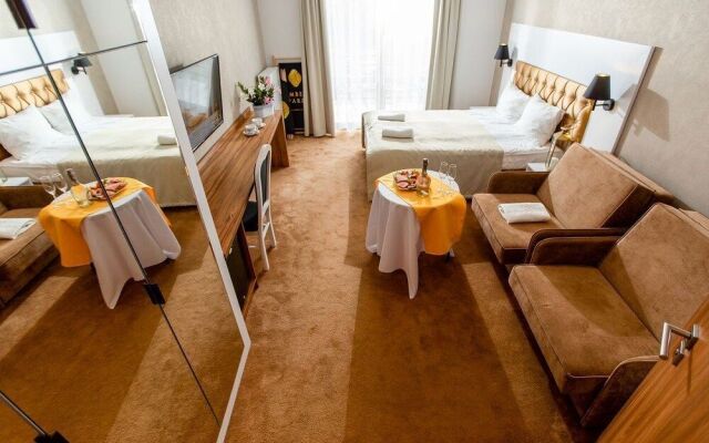 Amber Park Hotel & SPA