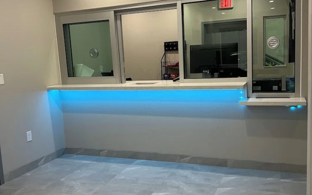 Crystal Inn - NorthWest - 290