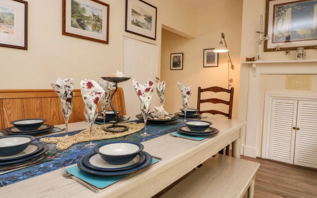 Mayflower, 9 Coronation Road