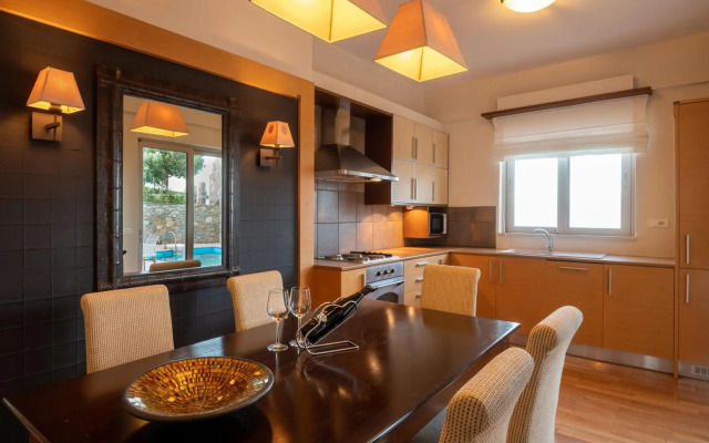 Pleiades Luxurious Villas