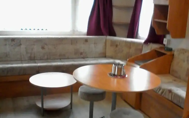 Mobil Home au charme rétro unique