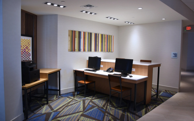 Holiday Inn Express & Suites Johnstown by IHG