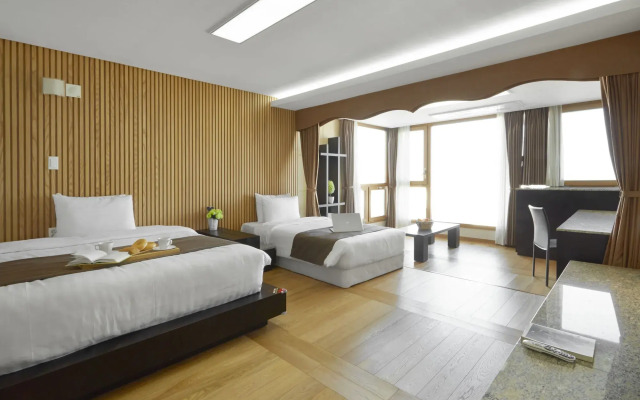 ShinShin Hotel Jeju Ocean