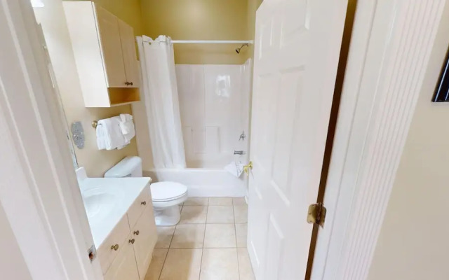 Magnolia Pointe 4877-302 2 Bedroom Condo