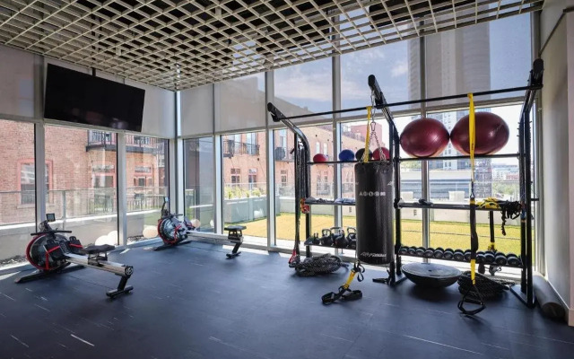 Level Chicago - River North