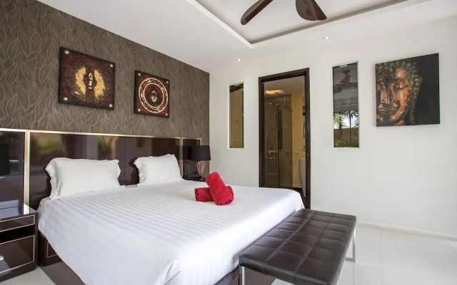 Seaview Pool Villa Dragon D in Tropics