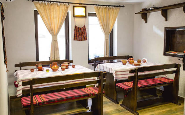 Topalovi Guest House