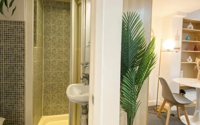 Modern studios Close to Hyde Park