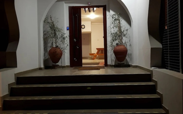 Mylos Court Apartments