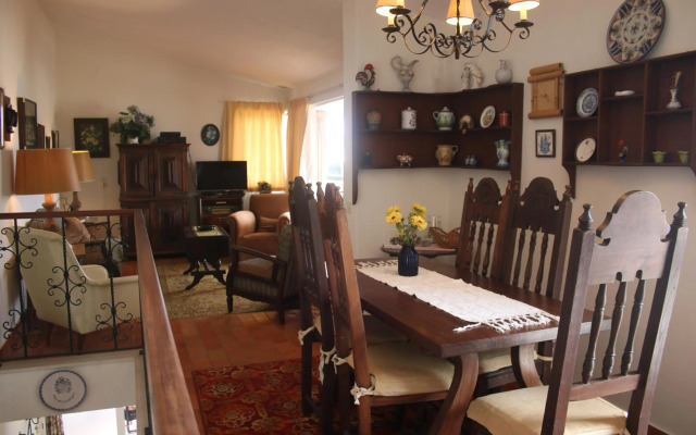 Amazing Beach House in Algarve with Sea View!