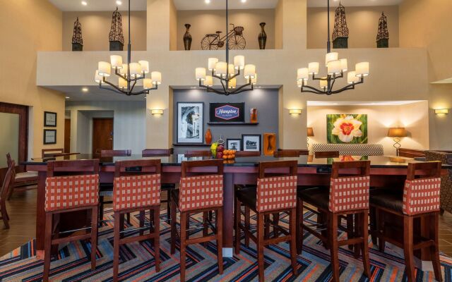 Hampton Inn & Suites Hopkinsville