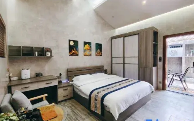 Zou's leisure house