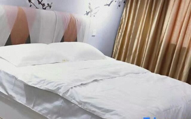 Xinyang Dongpeng Hotel
