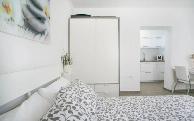 Modern Living in the Heart of Trogir