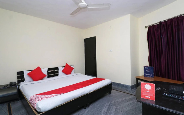 Oyo 19848 Hotel Saraswati Palace