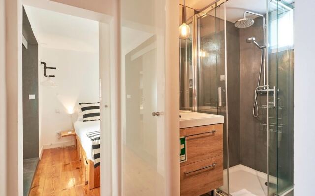 Authentic Apartment in Alfama With Terrace