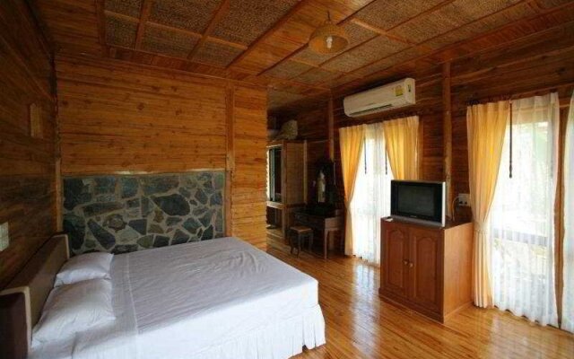 Siam Society Beach Resort