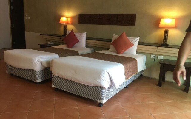 Circle Phuket Resort and Spa