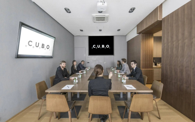 Hotel Cubo