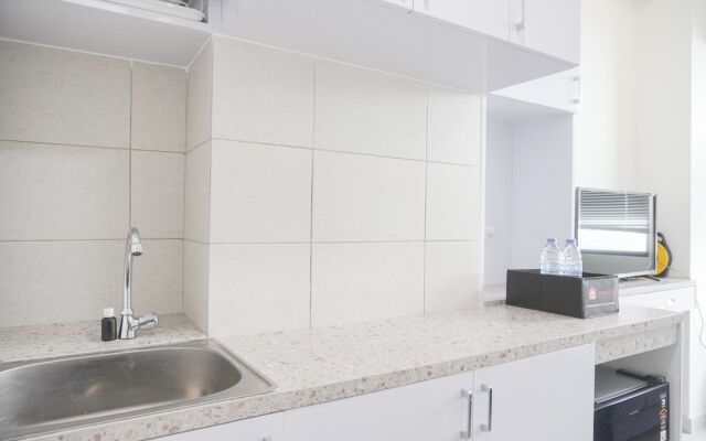 Simply Look And Homey 1Br Osaka Riverview Pik 2 Apartment