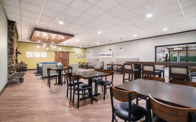 Best Western Plymouth Inn-White Mountains