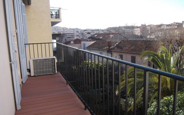 Welcome to Cannes - Saint Jean
