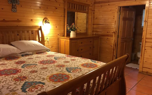 Frio Springs Lodges