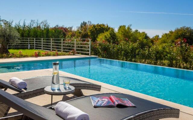 Villa Celeste By ILC