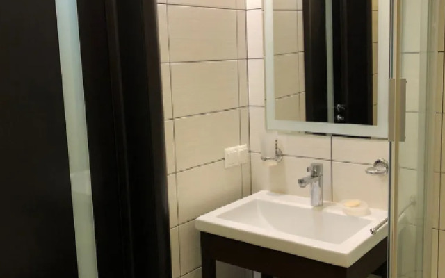 Апартаменты на проспекте Октября 128/3