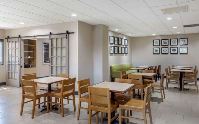 Country Inn and Suites Hotel Downtown Atlanta