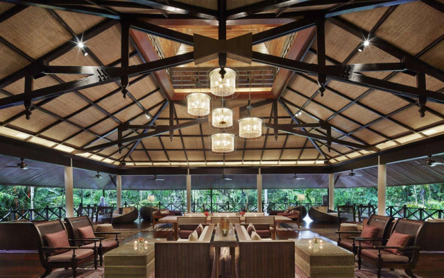 Mulu Marriott Resort