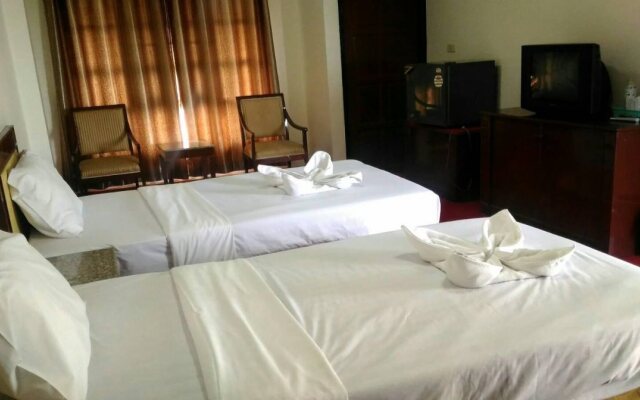 Thararom Chiangmai Hotel