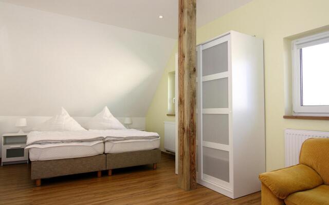 Apartment in Neuendorf Near Achterwasser