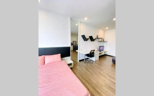 Corner Unit Landmark Residence 2, High Floor, Nice View, WiFi & Tvbox, Free Parking – Guest Rooms – Kajang